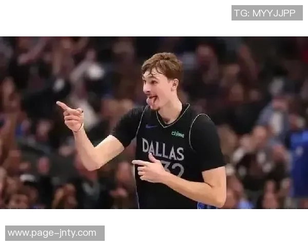 克里斯蒂称赞弗拉格篮下对抗能力出色并在关键时刻命中重要投篮